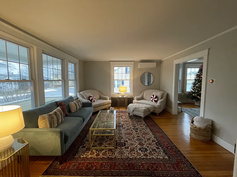 21 McLean St — Photo 2