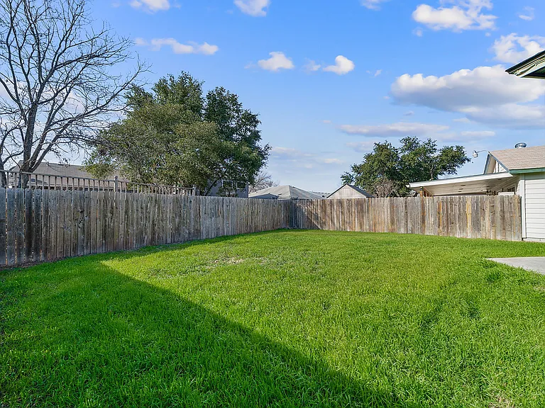 2010 Muddy Peak Dr — Photo 35