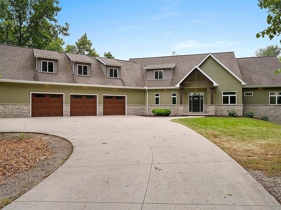 1st image of 635 Ruys Woods Ct