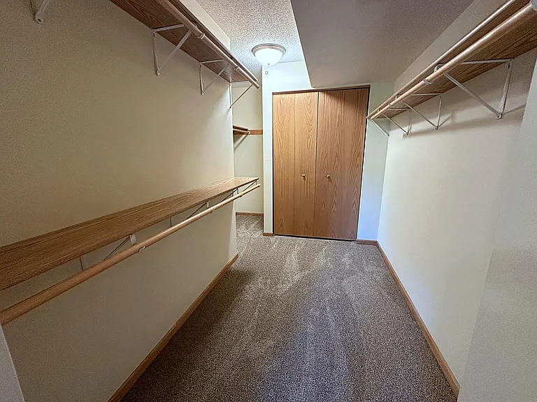 Arcade Estates West — Photo 33