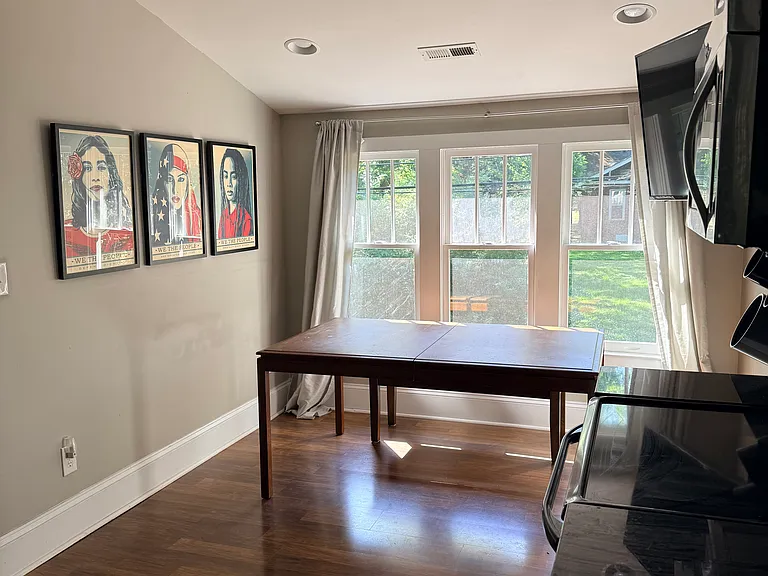 316 S Summit Ave #B — Photo 9