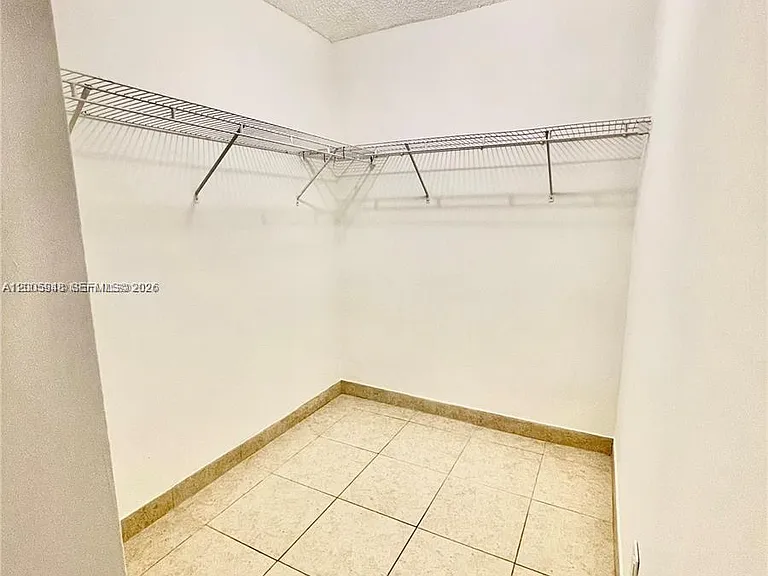 2320 S Cypress Bend Dr #204 — Photo 15