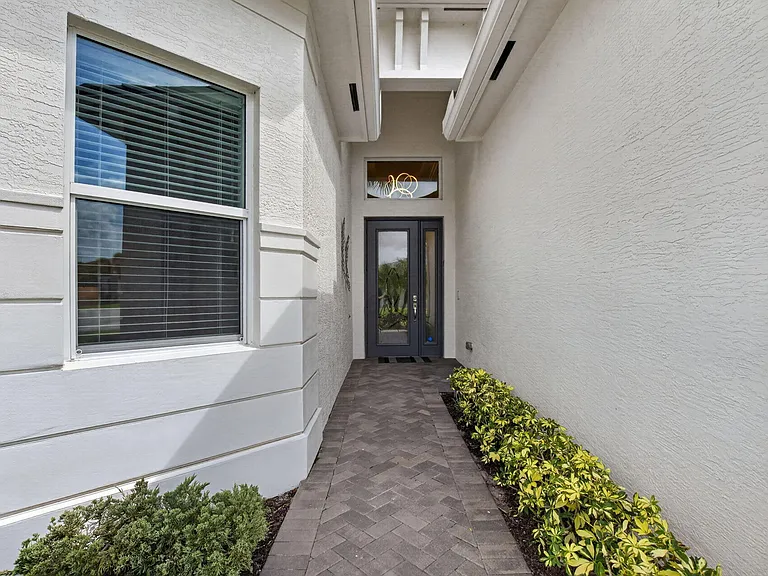 8263 Arabian Range Rd — Photo 2