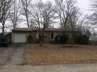 63 Rodney Rd, Warwick, RI 02889