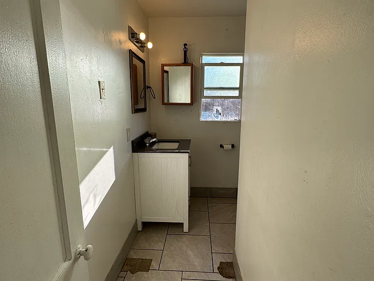 14511 Lakeshore Dr #4 — Photo 6