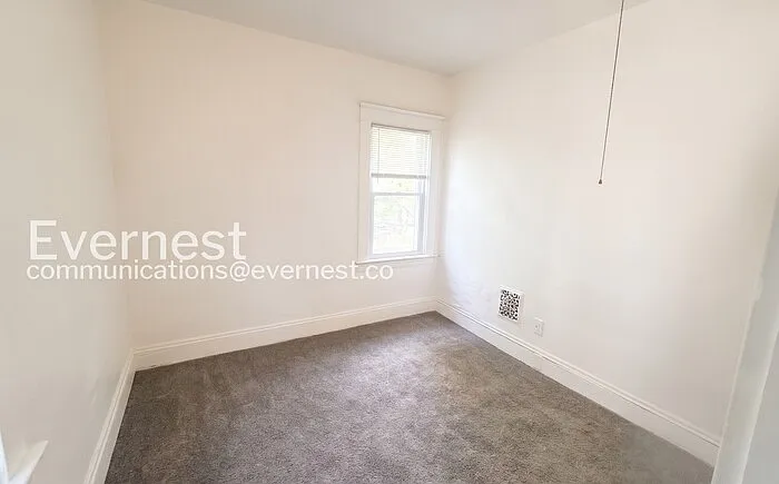 3353 E 132nd St #2 — Photo 12