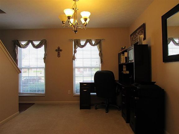 4th image of 6615 Water Lily Ln
