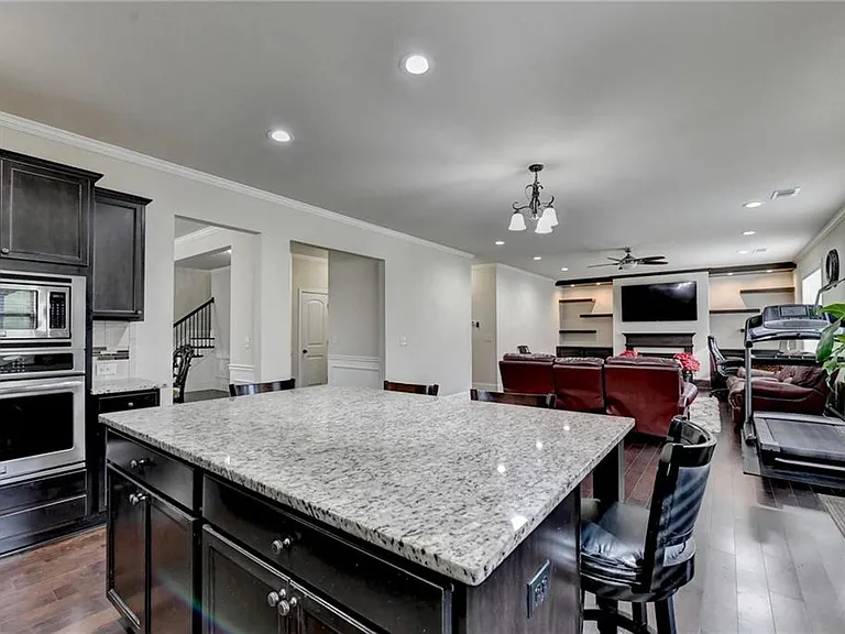 2205 Copperfield Dr — Photo 11