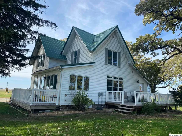 162 Highway 9, Fertile, IA 50434