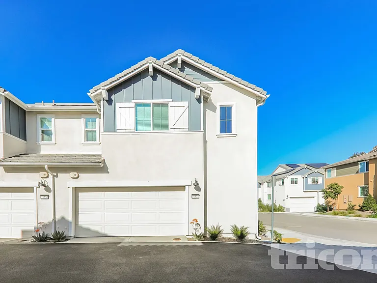 31551 Willowood Way — Photo 1