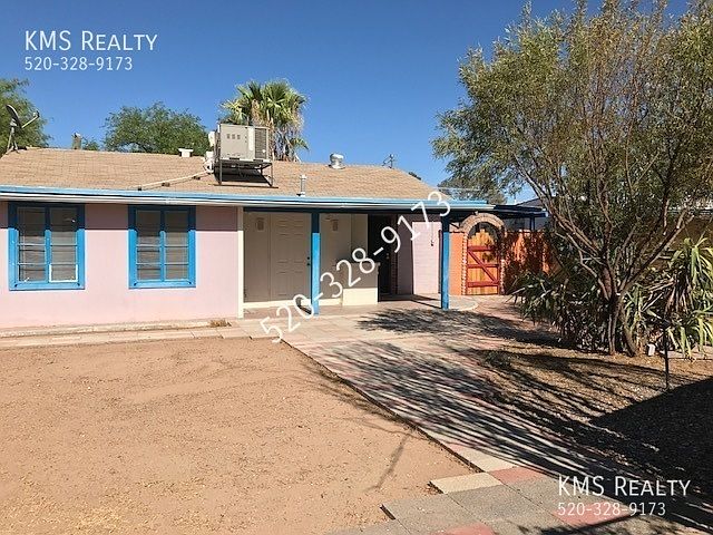 1st image of 625 N Desert Ave