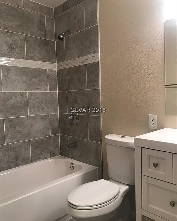 2nd image of 5816 Apple Valley Ln