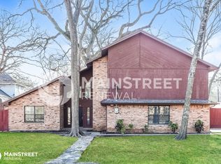 330 W Cedar Creek Dr, Duncanville, TX 75137