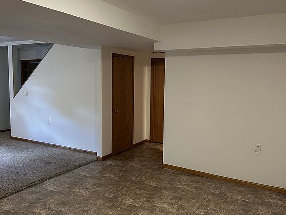 5th image of 1116 Sunset Ave
