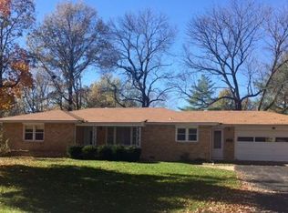 525 S Miles Ave, Centralia, MO 65240