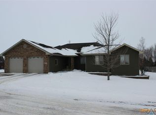 45737 238th St, Madison, SD 57042