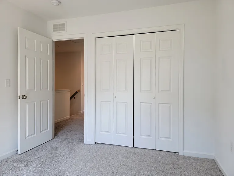 10 Glenbrook Ct — Photo 18