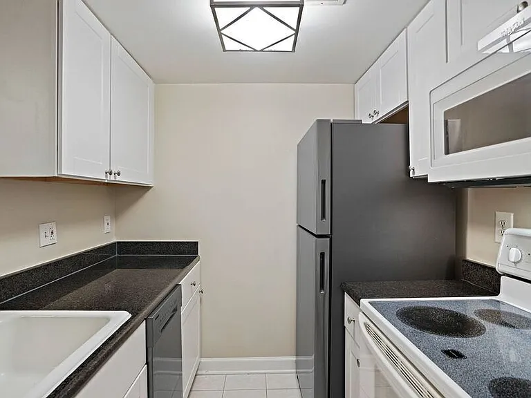 2008 16th St NW #101 — Photo 10