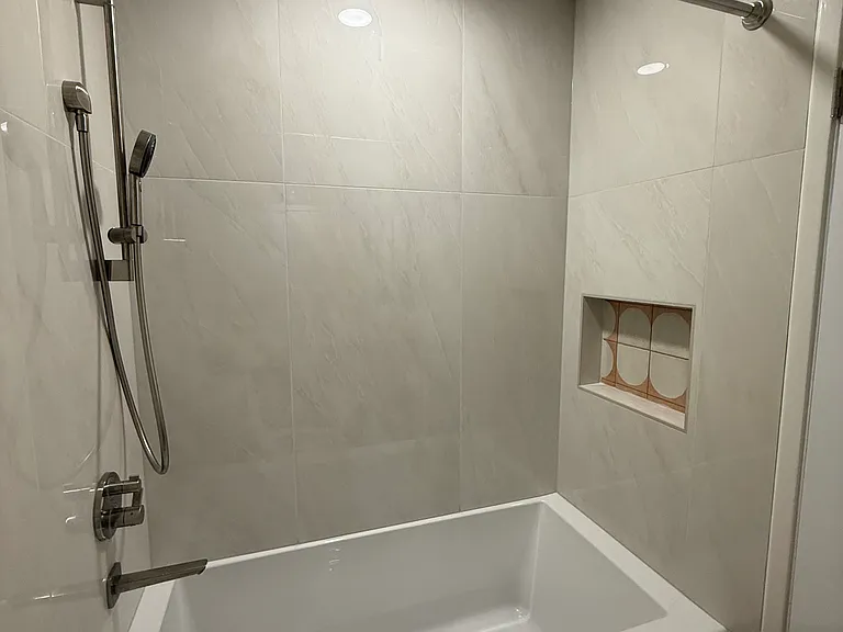 151 Lakeside Dr #213 — Photo 14