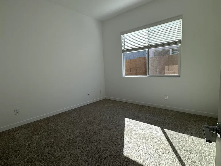 3173 W Peak View Rd — Photo 20