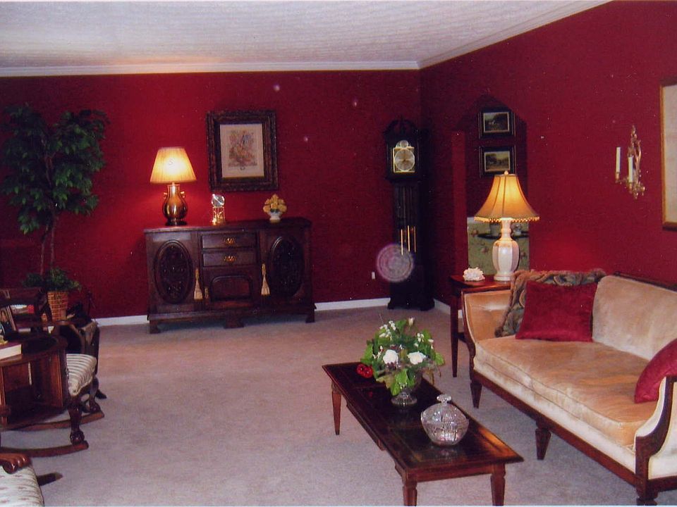 Large Living Rm