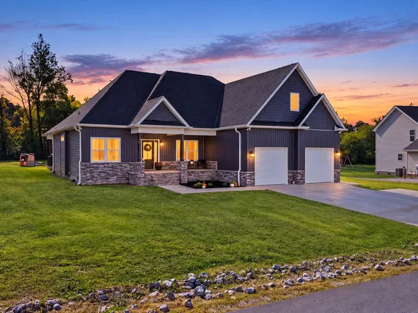 220 Dawson Way, Maryville, TN 37801