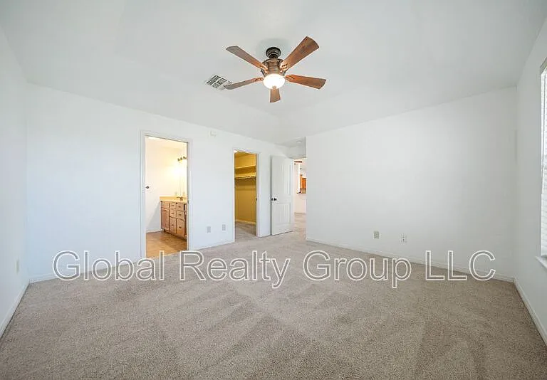 1634 Sunblossom Cir — Photo 17