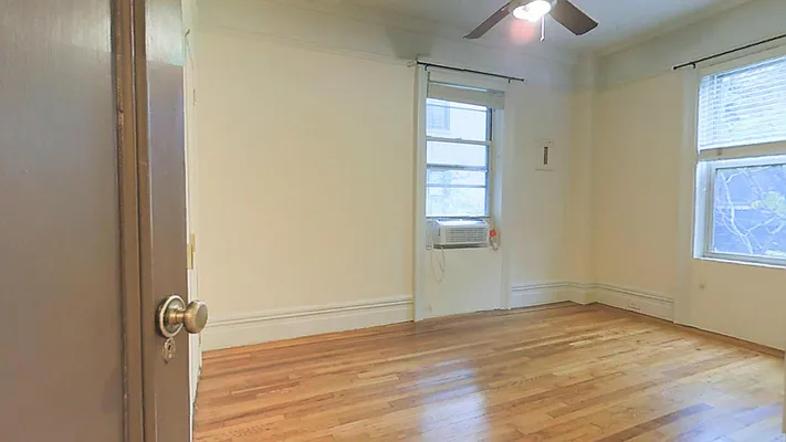 Rented by Keller Williams NYC | media 28