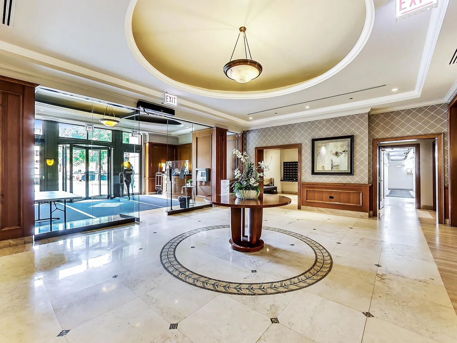 1 bed, 875 sqft, $2,800 — Photo 4