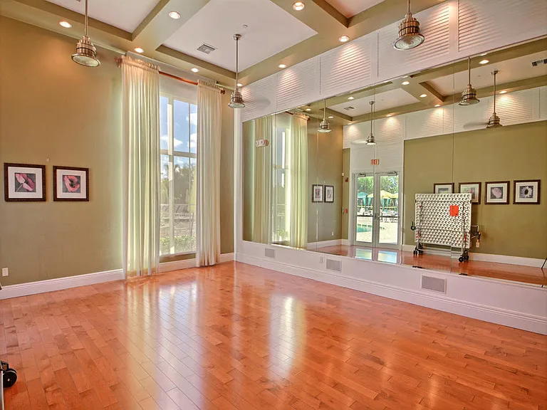 11340 SW Vanderbilt Cir — Photo 52