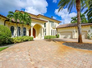 823 Cassena Rd, Naples, FL 34108