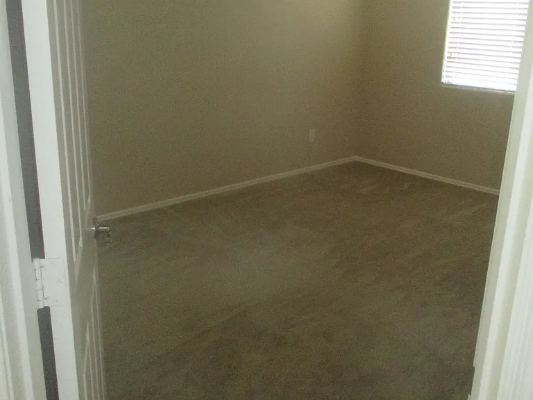 4112 W Allen St — Photo 17
