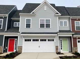 13752 Randolph Pond Ln, Midlothian, VA 23114