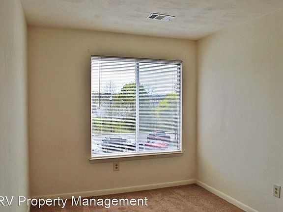 4th image of 1203 University Ter APT H