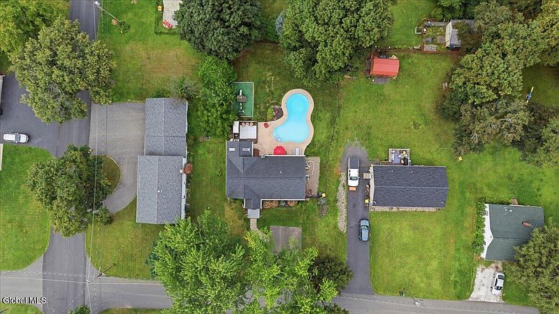 2nd image of 14 Clover Avenue