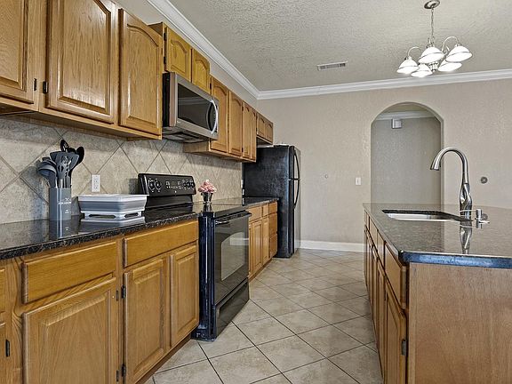 3rd image of 7559 Glen Mont Dr #18106519