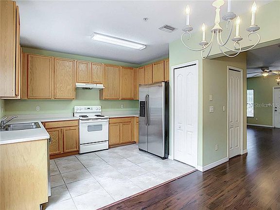 3rd image of 13324 Harbor Shore Ln