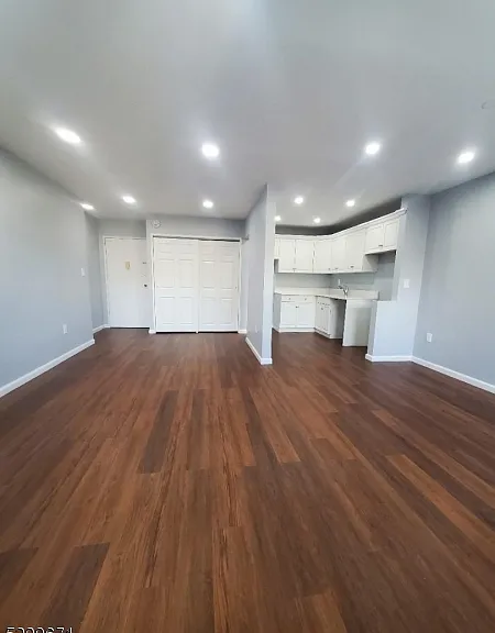 195 Main St #4B — Photo 5