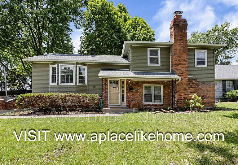 9514 Glenwood St — Photo 1