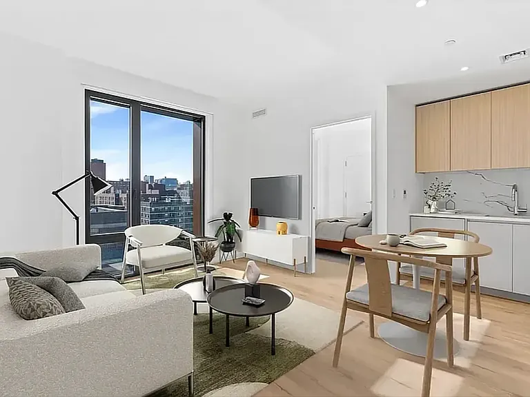 280 W 132nd St #Penthouse 4 — Photo 1