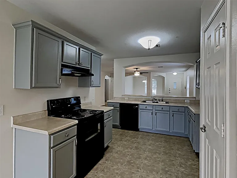 12417 Sky Harbor Dr — Photo 4