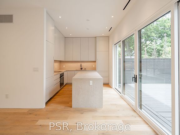 4th image of 381 Madison Ave
