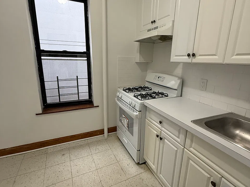 1903 Ocean Ave #4