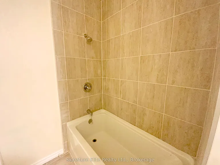 372 Darling St #11 — Photo 11
