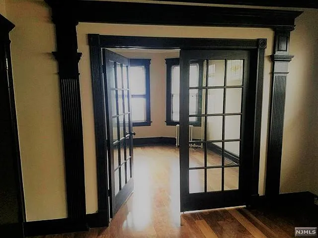 Entrance to the Bedroom 1