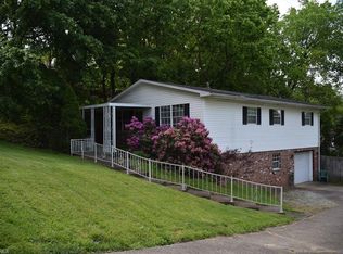 1106 28th St, Vienna, WV 26105