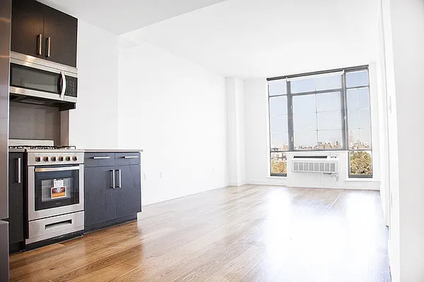 Rented by Julianna Realty Corp | media 1