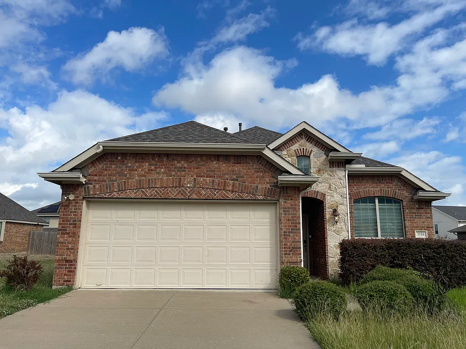 3104 Flowering Springs Dr