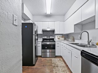 MacArthur Place at 183, Irving, TX 75062