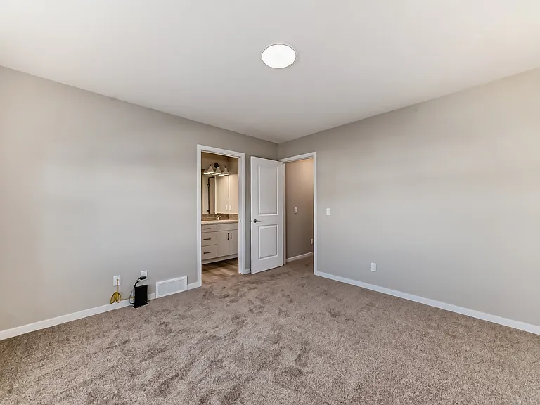 345 Magnolia Way SE — Photo 77